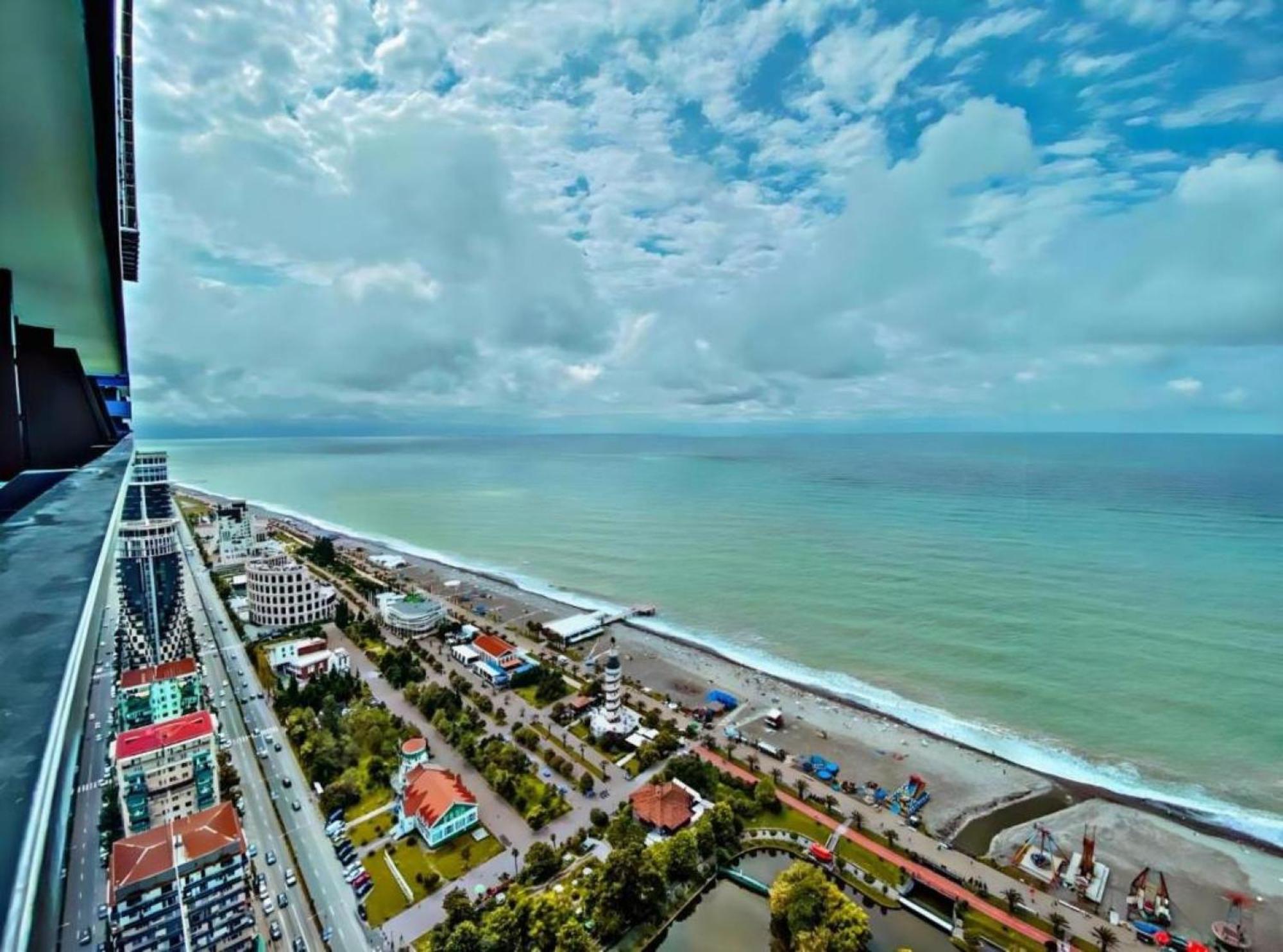 Orbi City Sea View Lejlighedshotel Batumi Eksteriør billede